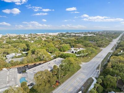 900 Jasmine Lane, Vero Beach, FL 32963