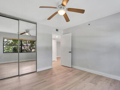 700 Uno Lago Drive, Juno Beach, FL 33408