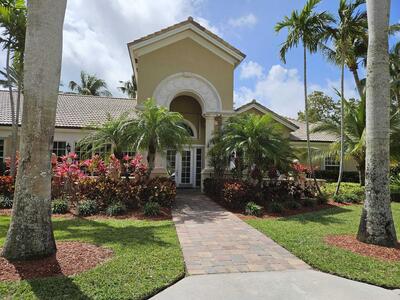 284 Village Boulevard, Tequesta, FL 33469