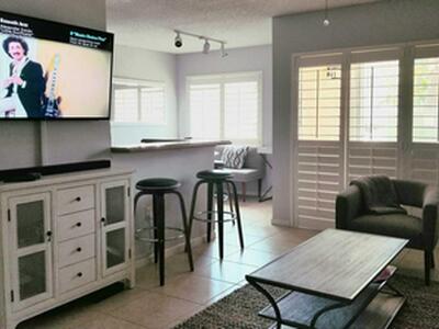 284 Village Boulevard, Tequesta, FL 33469