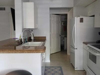 284 Village Boulevard, Tequesta, FL 33469