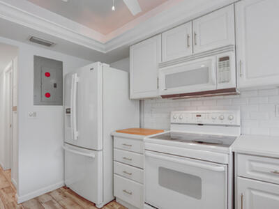 5540 Tamberlane Circle, Palm Beach Gardens, FL 33418