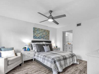 5540 Tamberlane Circle, Palm Beach Gardens, FL 33418