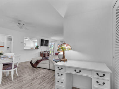 5540 Tamberlane Circle, Palm Beach Gardens, FL 33418