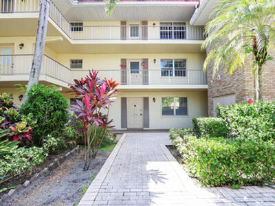 5540 Tamberlane Circle, Palm Beach Gardens, FL 33418