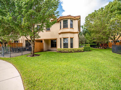 10283 Wellington Parc Drive, Wellington, FL 33449