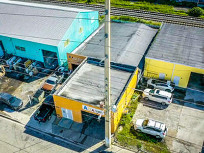 4906 Georgia Avenue, West Palm Beach, FL 33405