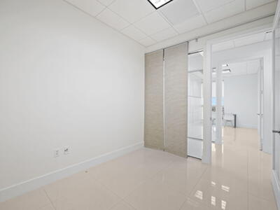 175 SW 7th Street, Miami, FL 33130