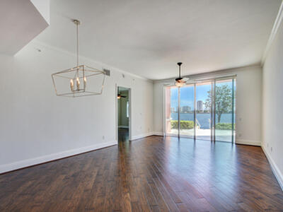 2640 Lake Shore Drive, Riviera Beach, FL 33404