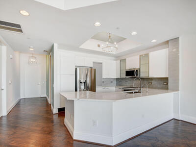 2640 Lake Shore Drive, Riviera Beach, FL 33404