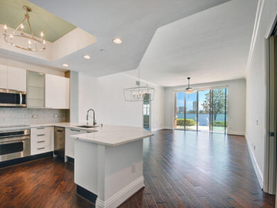 2640 Lake Shore Drive, Riviera Beach, FL 33404