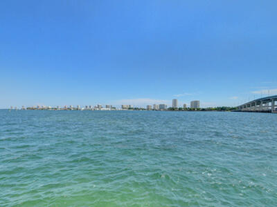 2640 Lake Shore Drive, Riviera Beach, FL 33404