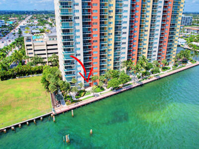 2640 Lake Shore Drive, Riviera Beach, FL 33404