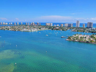 2640 Lake Shore Drive, Riviera Beach, FL 33404