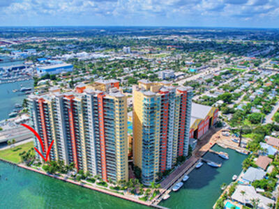 2640 Lake Shore Drive, Riviera Beach, FL 33404