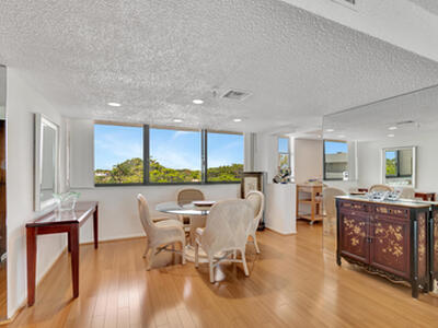 8200 Lakeshore Drive, Hypoluxo, FL 33462