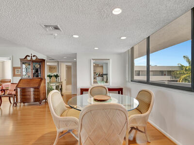 8200 Lakeshore Drive, Hypoluxo, FL 33462