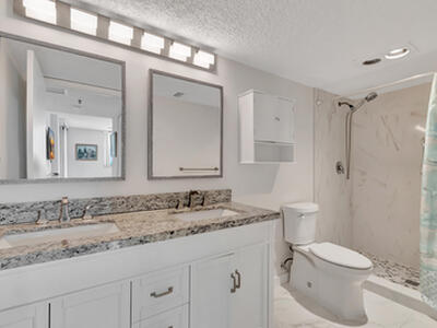 8200 Lakeshore Drive, Hypoluxo, FL 33462