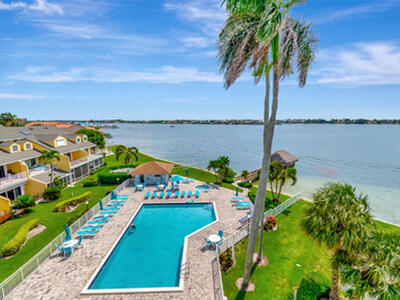 8200 Lakeshore Drive, Hypoluxo, FL 33462