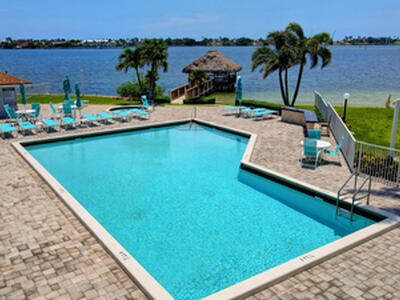 8200 Lakeshore Drive, Hypoluxo, FL 33462