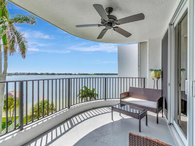 8200 Lakeshore Drive, Hypoluxo, FL 33462