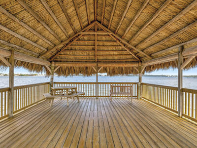 8200 Lakeshore Drive, Hypoluxo, FL 33462