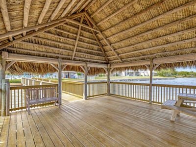 8200 Lakeshore Drive, Hypoluxo, FL 33462