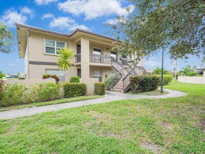 13719 Via Aurora Way, Delray Beach, FL 33484