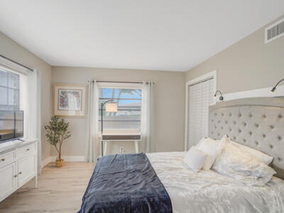 13719 Via Aurora Way, Delray Beach, FL 33484