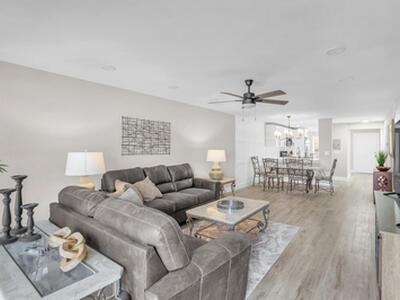 13719 Via Aurora Way, Delray Beach, FL 33484