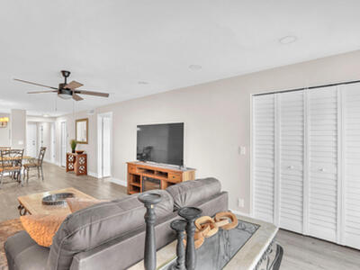 13719 Via Aurora Way, Delray Beach, FL 33484