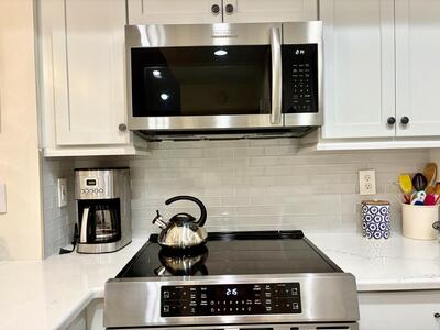 242 Village Boulevard, Tequesta, FL 33469