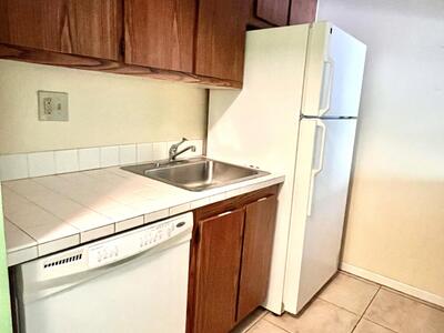 2000 N Congress Avenue