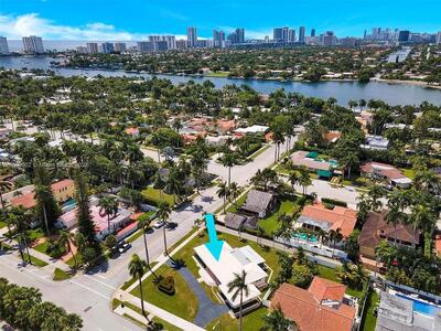 1200 Hollywood Boulevard