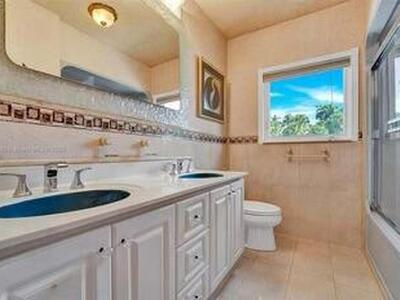 1200 Hollywood Boulevard, Hollywood, FL 33019