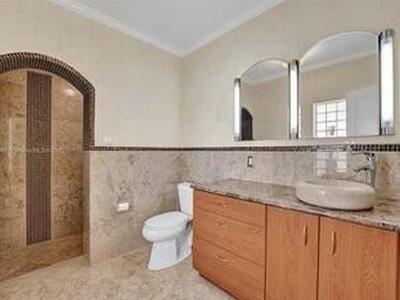 1200 Hollywood Boulevard, Hollywood, FL 33019