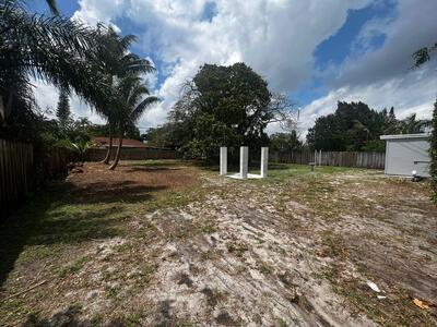 3635 Corrigan Court, Palm Springs, FL 33461