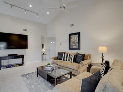 5915 Parkwalk Drive, Boynton Beach, FL 33472