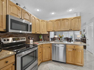 3402 Theo Way, West Palm Beach, FL 33417