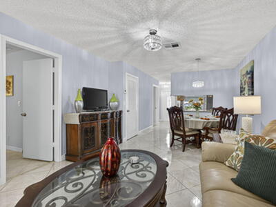 3402 Theo Way, West Palm Beach, FL 33417