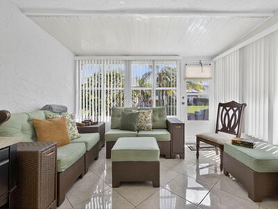 3402 Theo Way, West Palm Beach, FL 33417