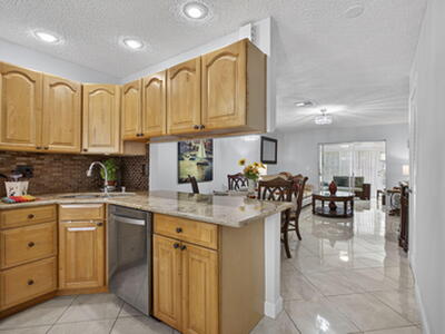 3402 Theo Way, West Palm Beach, FL 33417