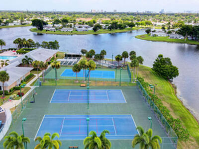 3402 Theo Way, West Palm Beach, FL 33417