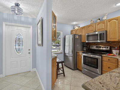 3402 Theo Way, West Palm Beach, FL 33417