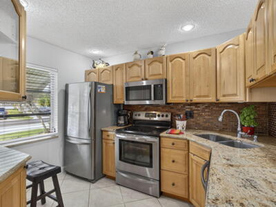 3402 Theo Way, West Palm Beach, FL 33417