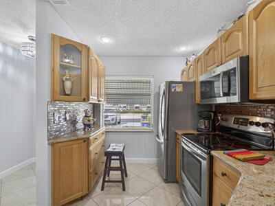 3402 Theo Way, West Palm Beach, FL 33417