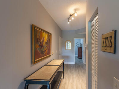 2040 Greenview Shores Boulevard, Wellington, FL 33414