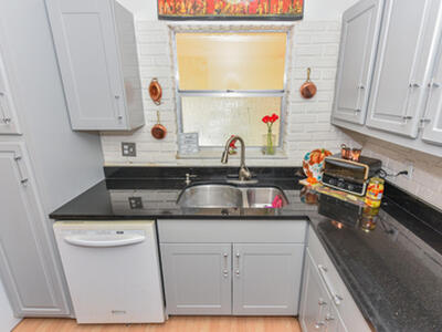 477 Lake Dora Drive, West Palm Beach, FL 33411