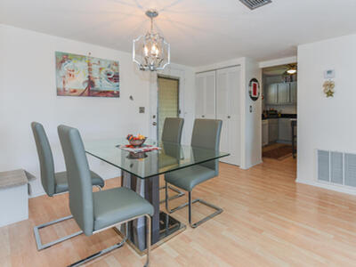 477 Lake Dora Drive, West Palm Beach, FL 33411