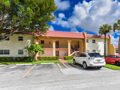 477 Lake Dora Drive, West Palm Beach, FL 33411